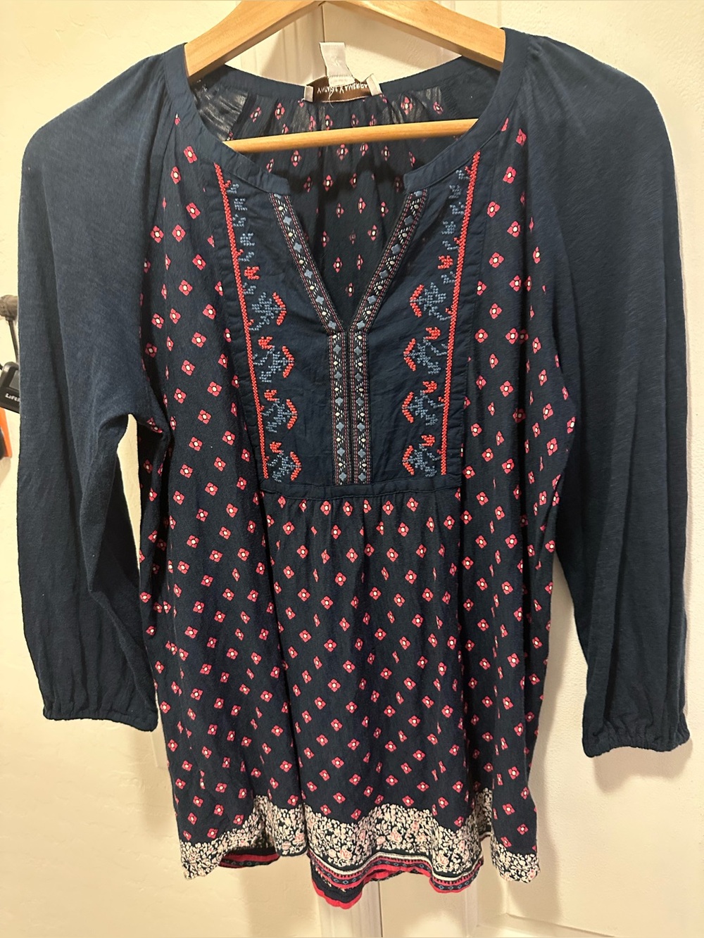 Ladies red and blue embroidered boho style blouse by Vintage America size Medium